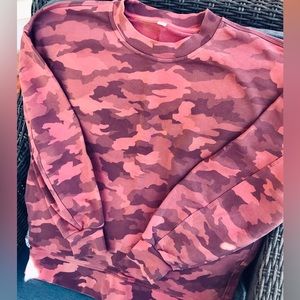 LuLuLemon Perfectly Oversized Crew Pullover Sweatshirt Top - Medium